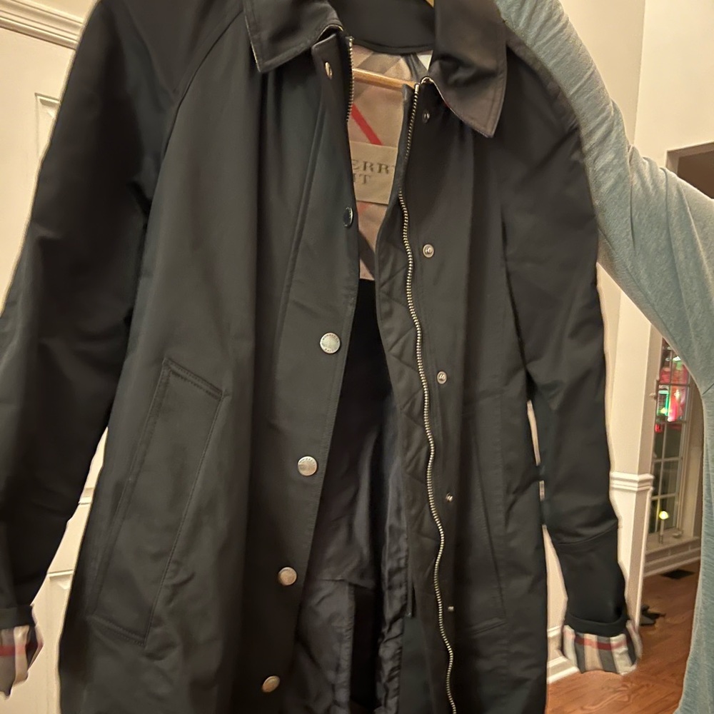 Women’s Burberry Brit Trench Size US 2